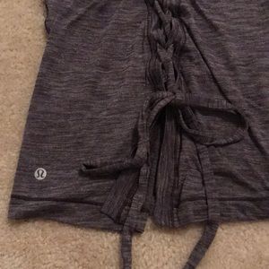 Lululemon size 2 long sleeve shirt